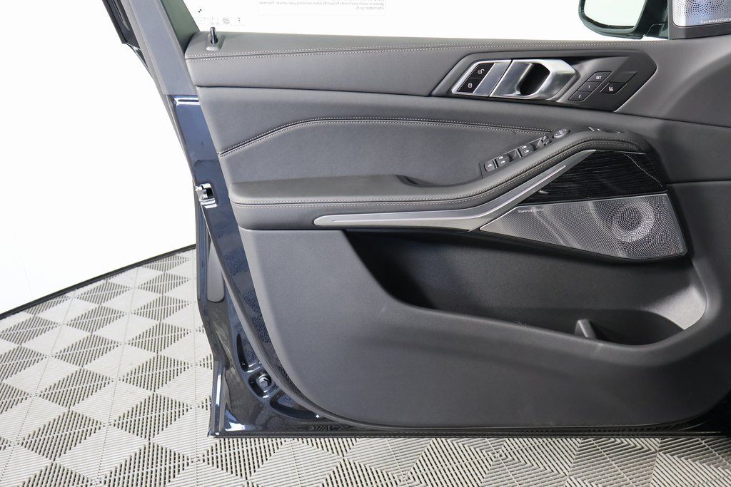 Thumbnail: 2026 BMW X5 - 7