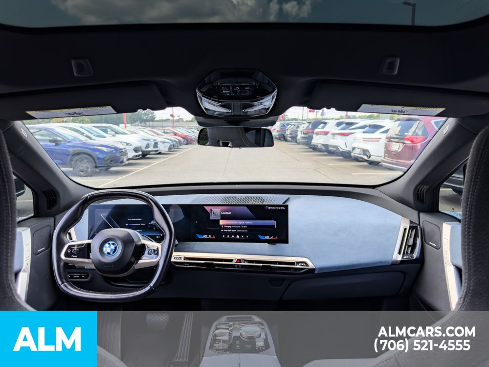 Used 2024 Black BMW xDrive50 image 29