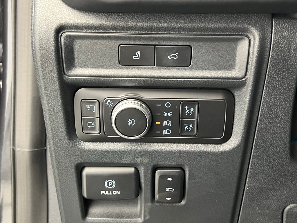 Thumbnail: 2022 Ford Expedition - 22