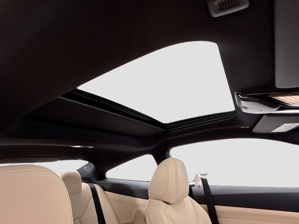 Thumbnail: 2026 BMW 4 Series - 17