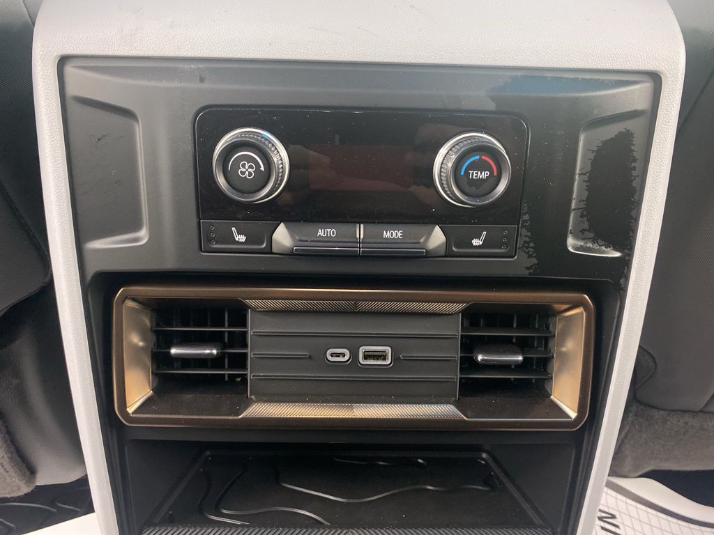 2024 GMC HUMMER EV SUV 3X photo