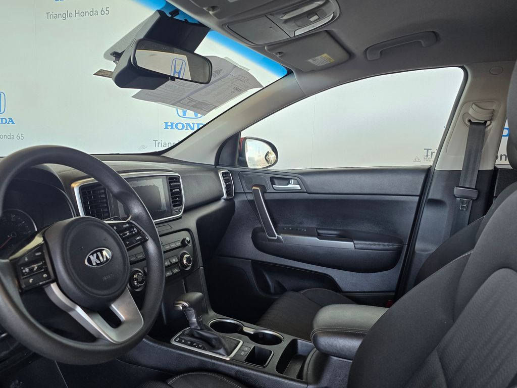 Thumbnail: 2022 Kia Sportage - 10