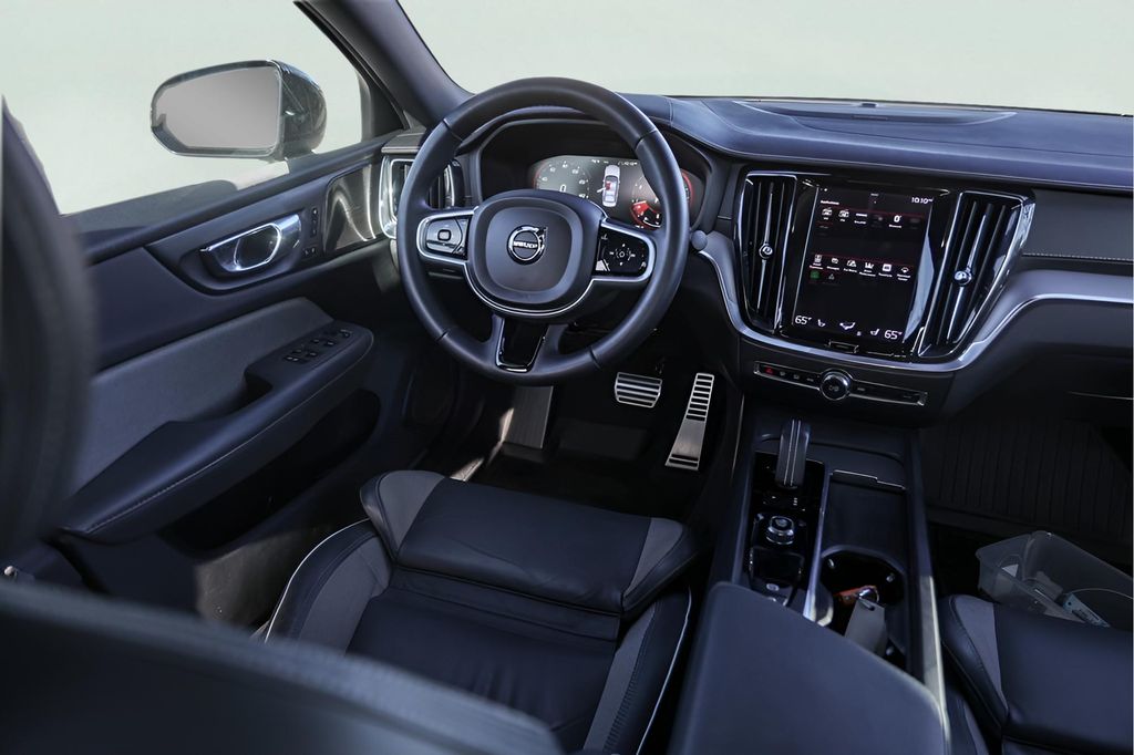 Used Car 2022 Volvo S60  B5 R-design For Sale Under $25,000 In Austin, Texas