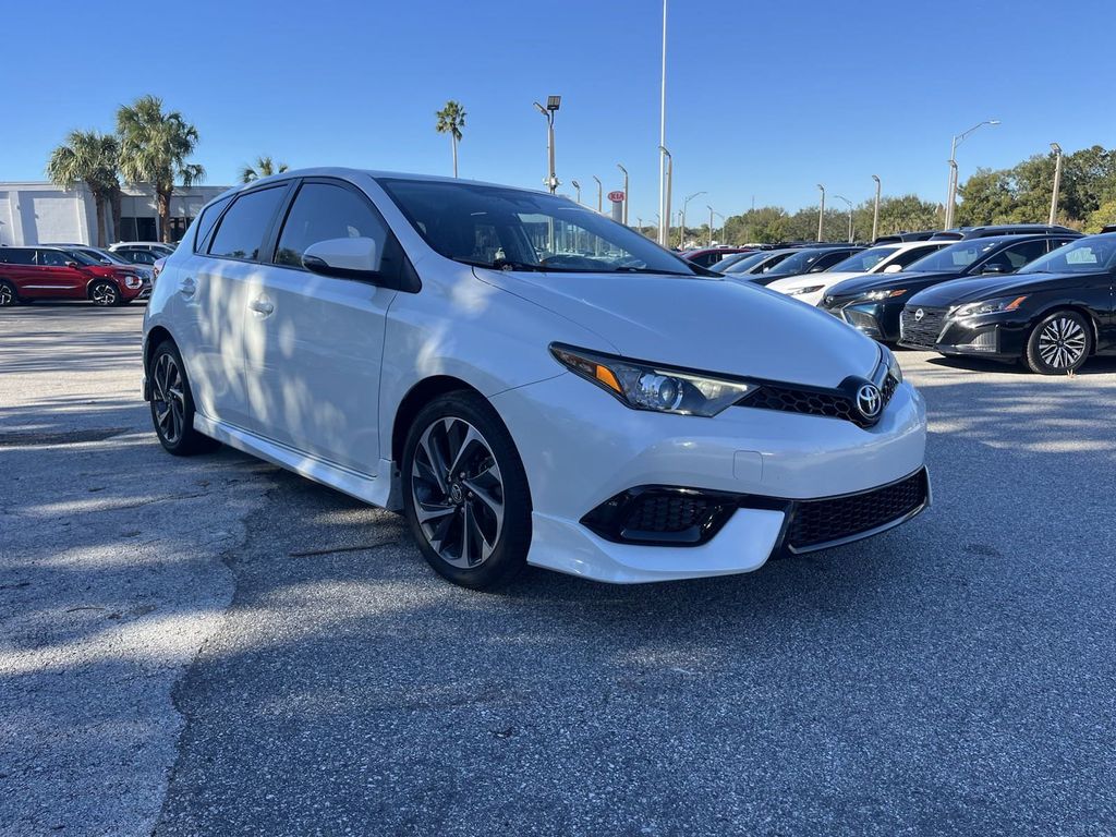 2017 Toyota Corolla iM Base 2