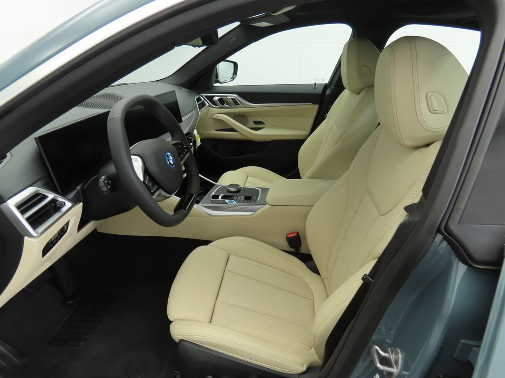 2025 BMW i4 eDrive40 20