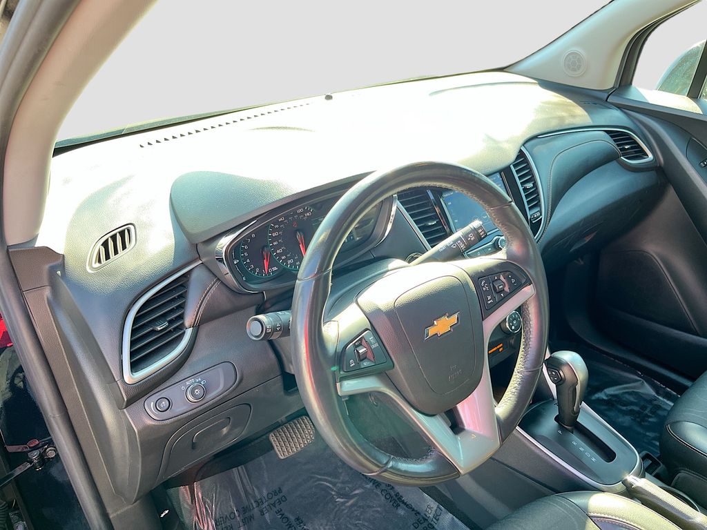 2022 Chevrolet Trax LT Blue at Joe Myers Mazda Kia