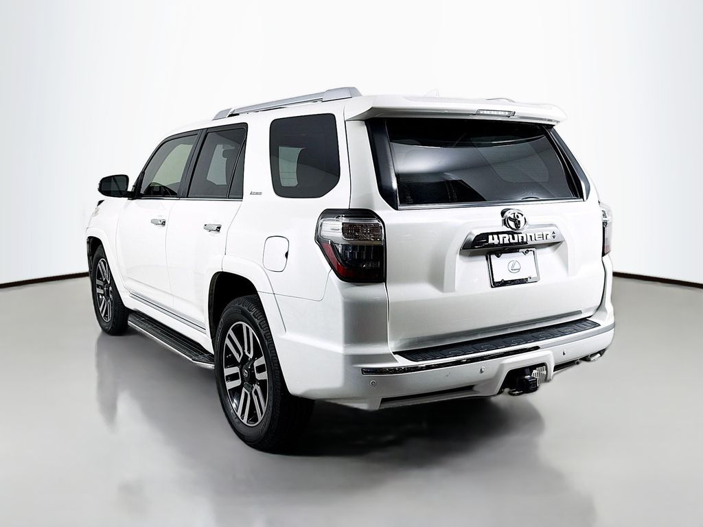 Thumbnail: 2016 Toyota 4Runner - 7