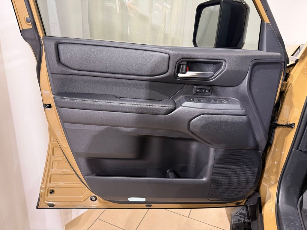 Thumbnail: 2025 Toyota Land Cruiser - 15