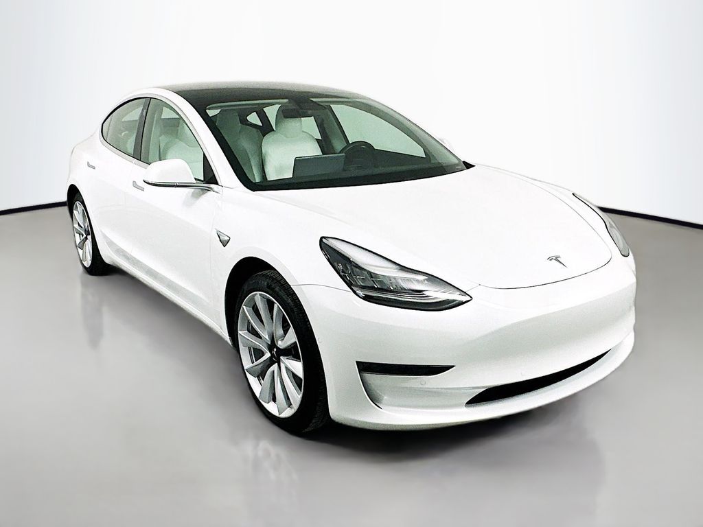 2020 Tesla Model 3 Standard Range 3