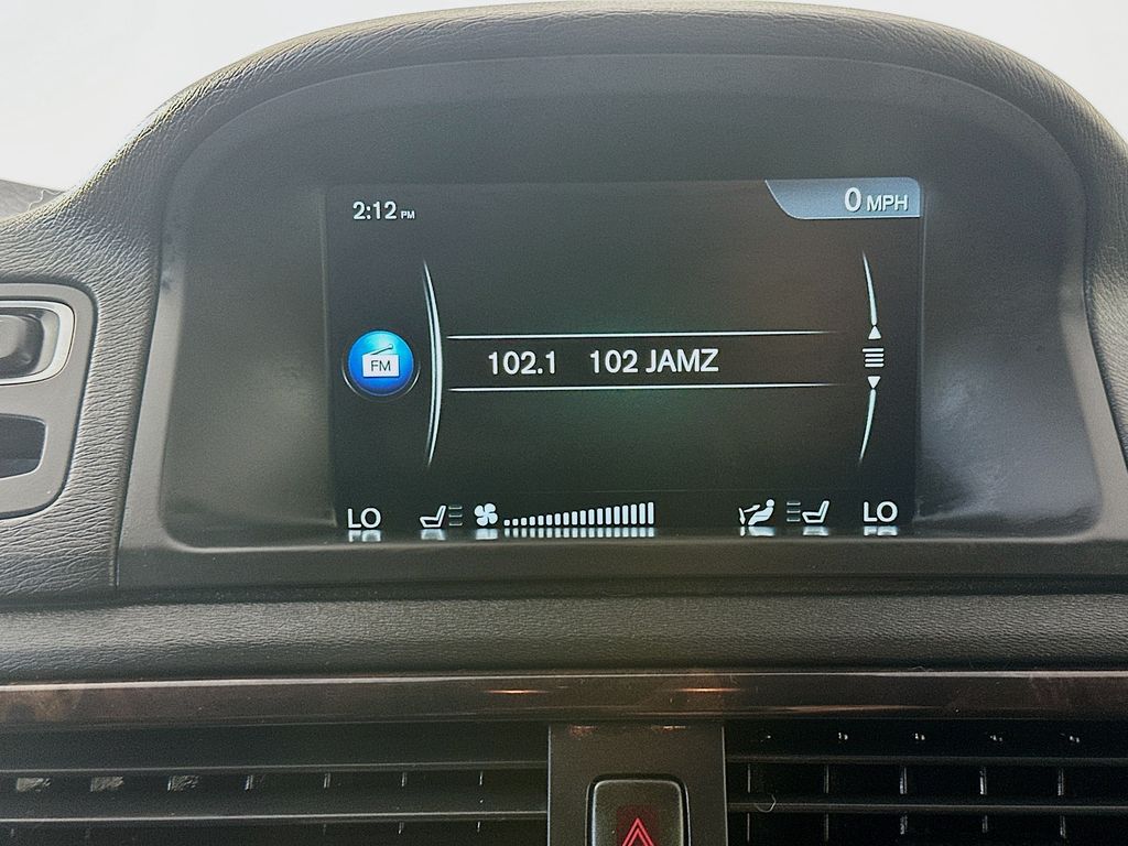 VolvoXC7017