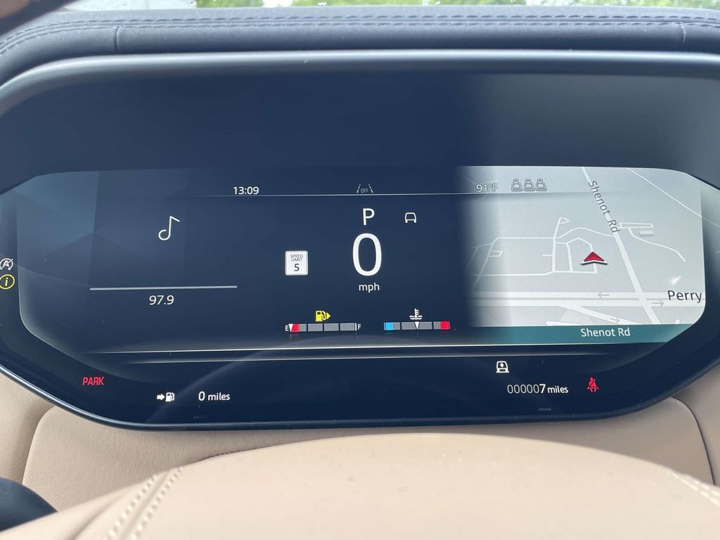 New 2026 Blue Land Rover Dynamic SE image 39