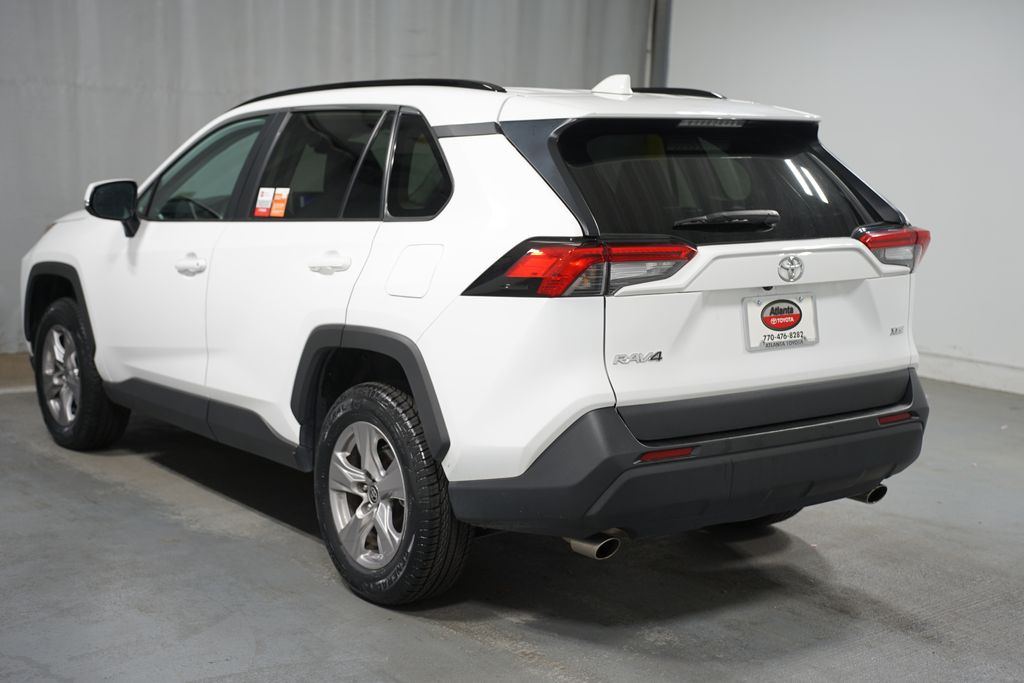 2023 Toyota RAV4 XLE 6