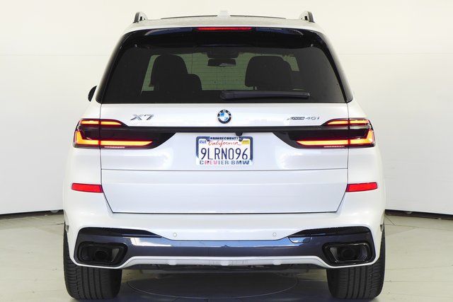 2024 BMW X7 xDrive40i 8