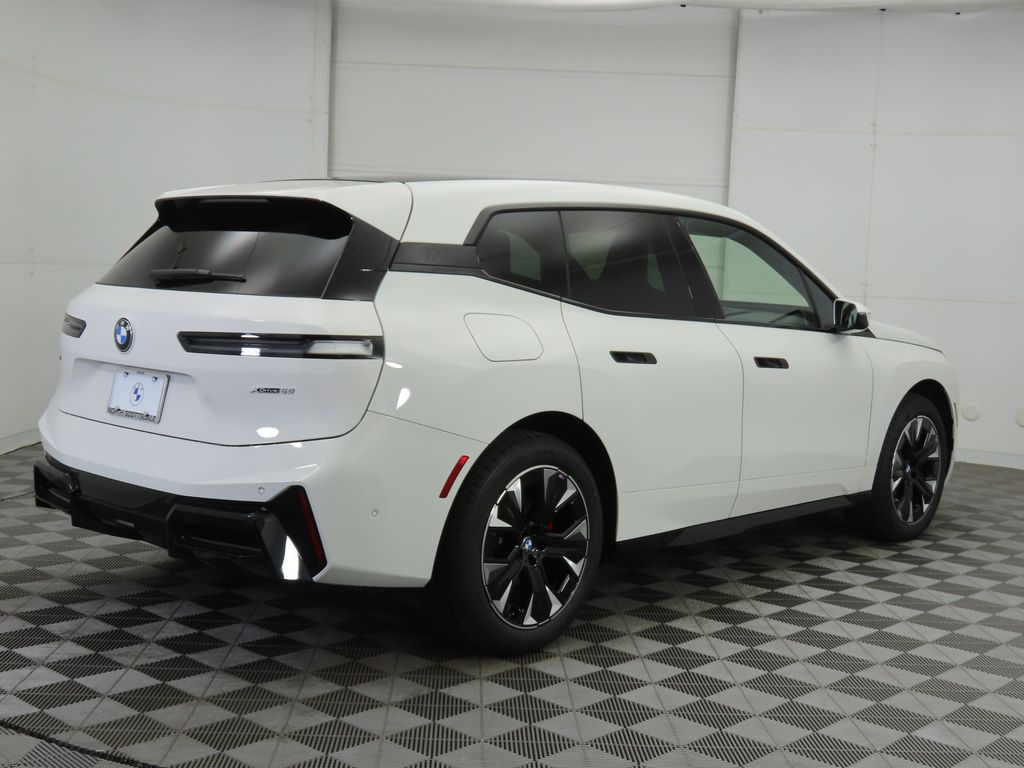 Thumbnail: 2026 BMW iX - 5