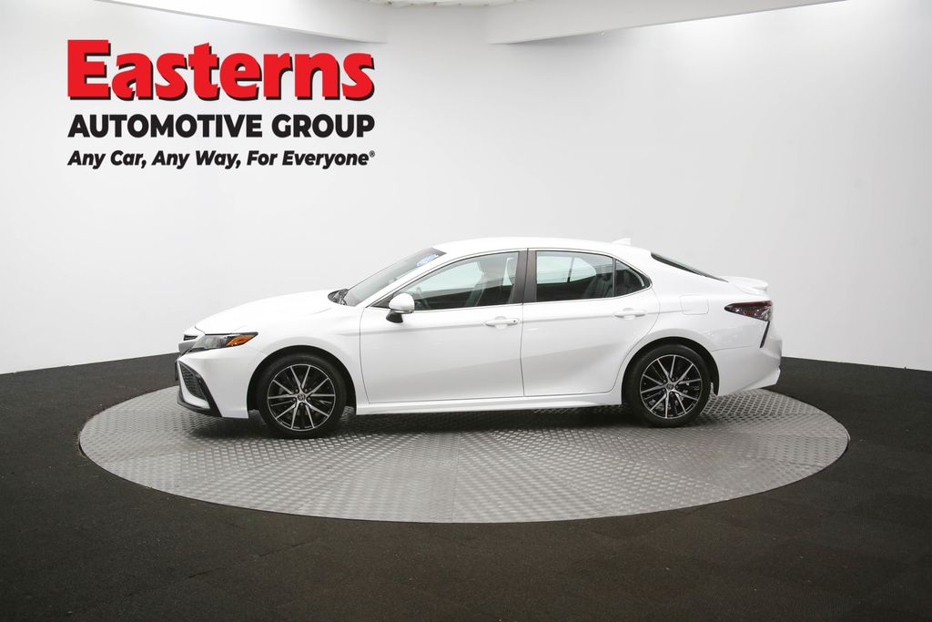 Used 2022 White Toyota SE image 56