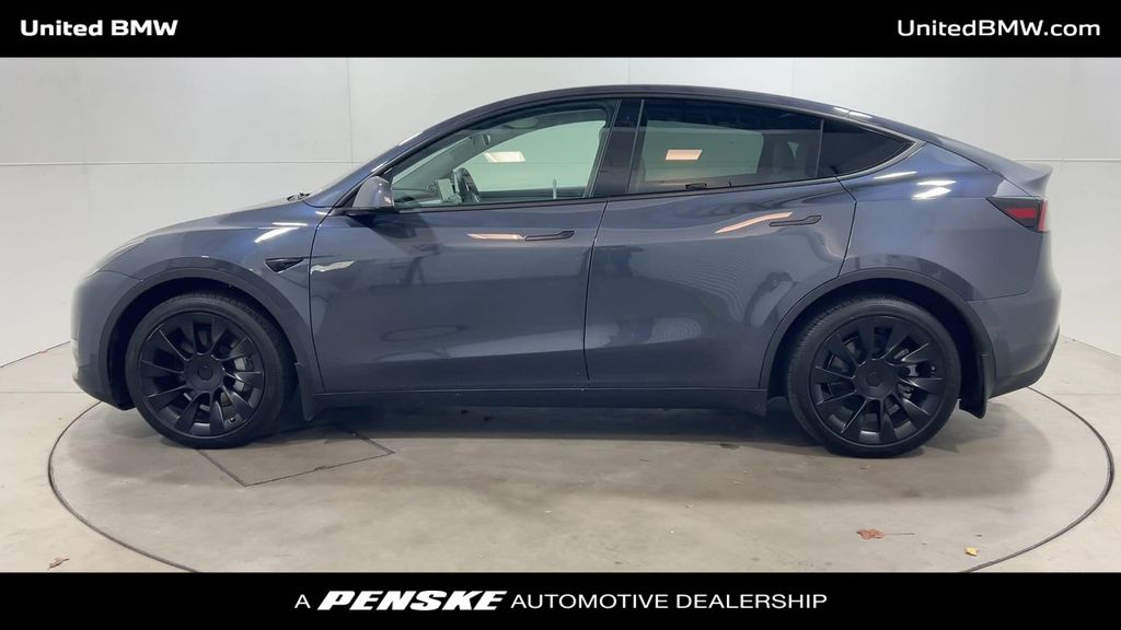 2022 Tesla Model Y Long Range 5