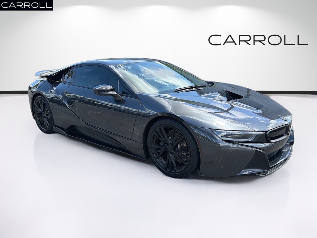 Sophisto Gray Metallic w/Frozen Gray Accent 2015 BMW i8 Coupe AWD Coupe All-Wheel Drive 6-Speed Automatic