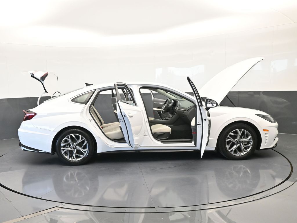 Used 2023 Serenity White Hyundai SEL image 71