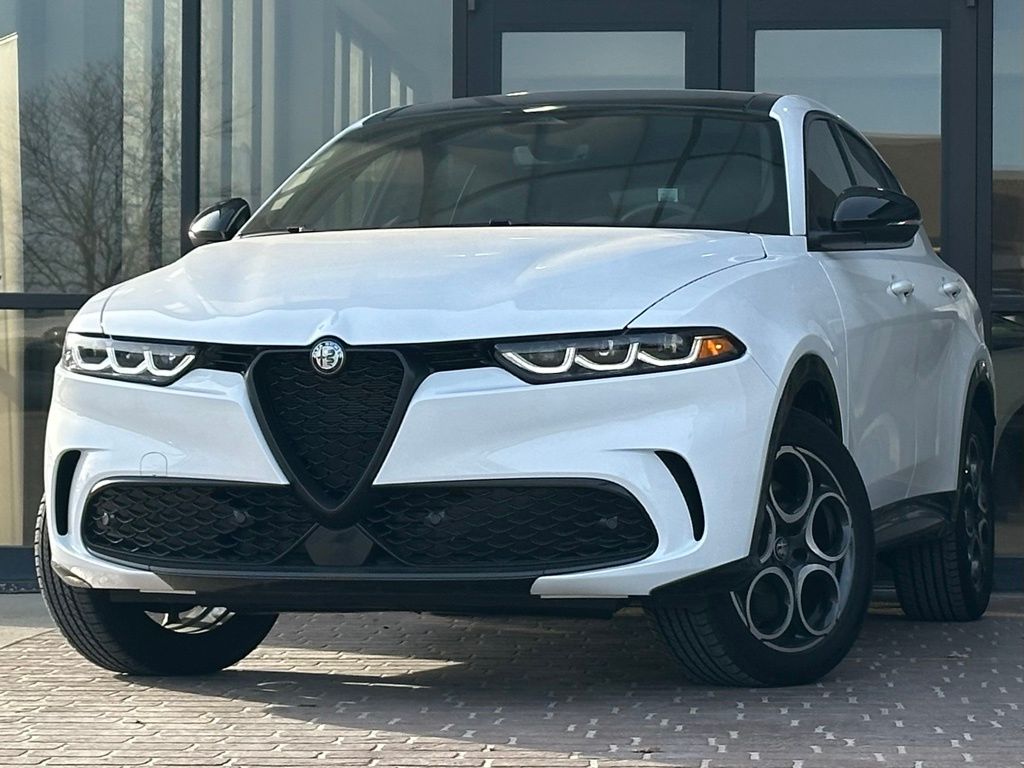 2025 Alfa Romeo Tonale Hybrid