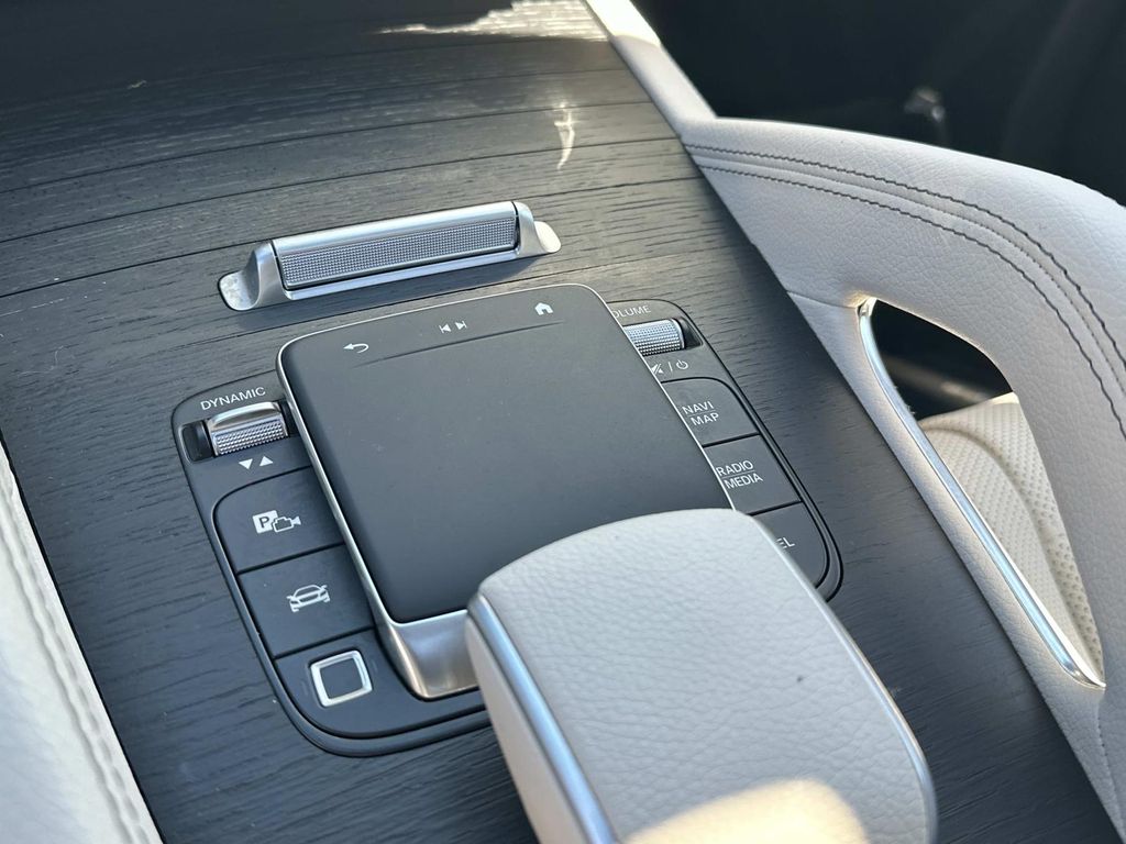 Thumbnail: 2026 Mercedes-Benz GLS - 26