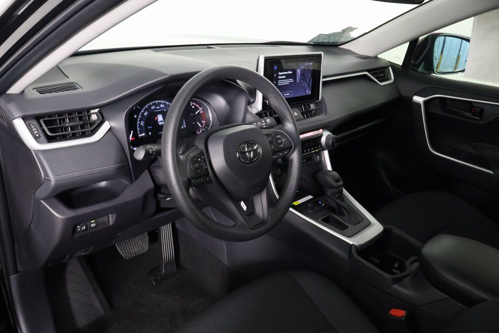 Thumbnail: 2025 Toyota RAV4 - 7