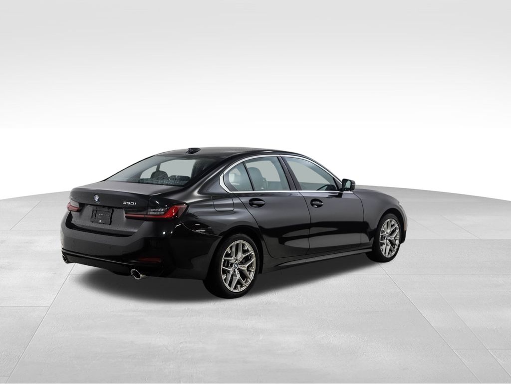 Thumbnail: 2025 BMW 3 Series - 5