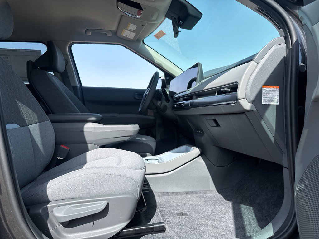 New 2027  Kia  image 15