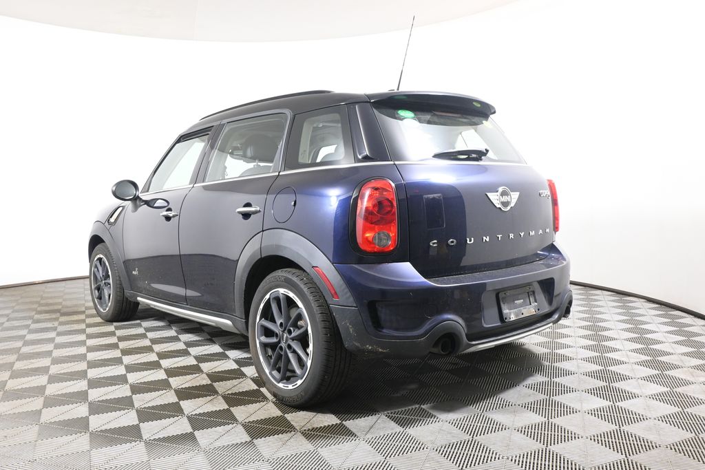 Thumbnail: 2015 MINI Cooper Countryman - 3