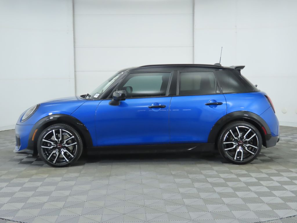 Thumbnail: 2026 MINI Cooper - 9