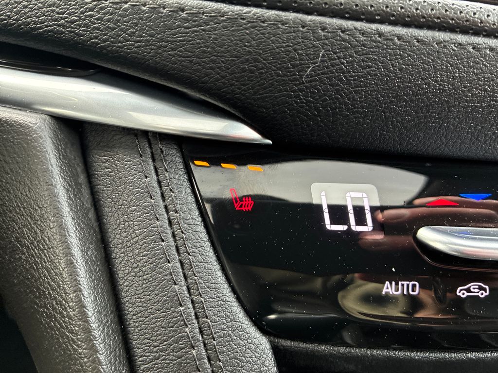 2024 Cadillac XT6 Luxury White at Carlisle Cadillac Buick GMC