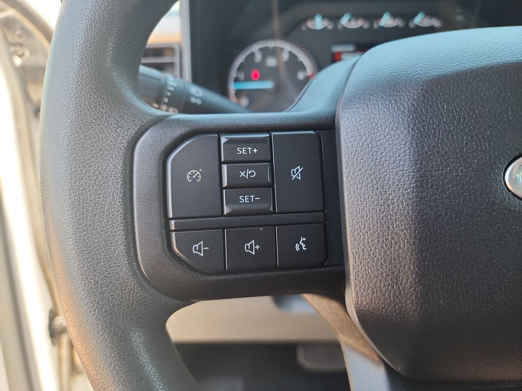 2024 Ford F-350SD XLT photo