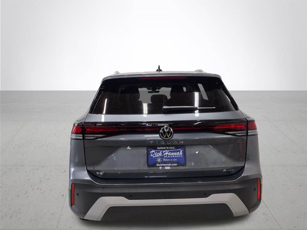 2026 Volkswagen Tiguan 2.0T SE