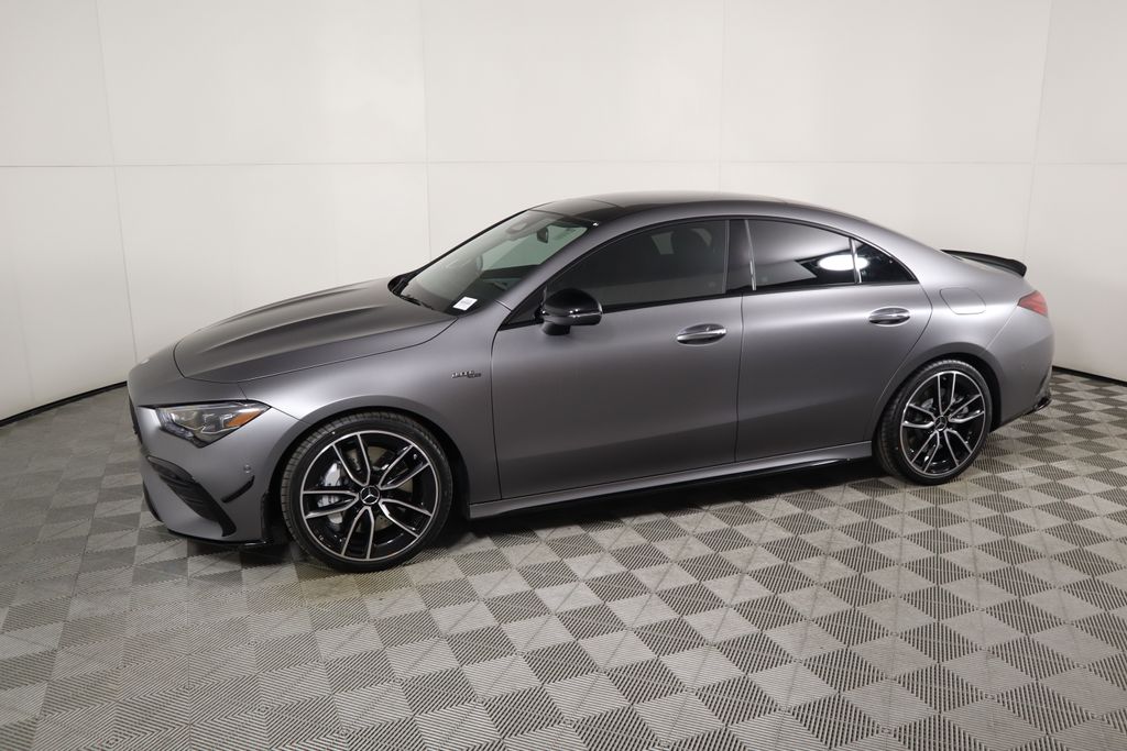 2025 Mercedes-Benz CLA 35 AMG 8