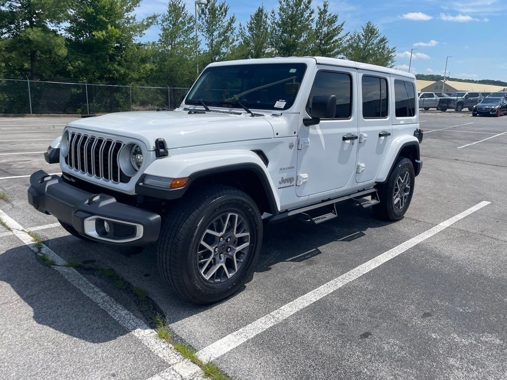 Bright White Clearcoat 2024 Jeep Wrangler Sahara 4-Door 4WD SUV / Crossover Four-Wheel Drive 8-Speed Automatic
