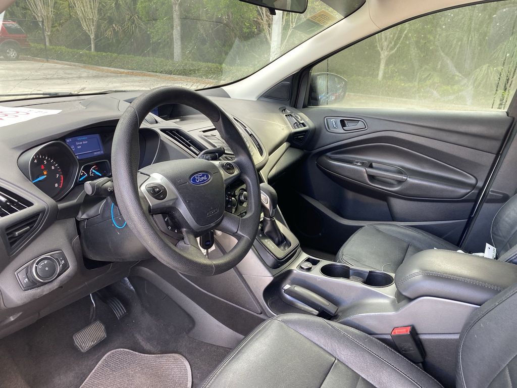 2014 Ford Escape S photo