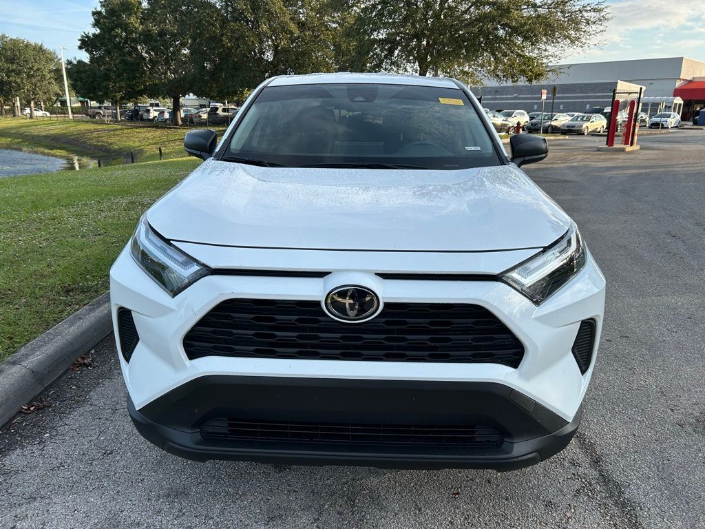 Thumbnail: 2023 Toyota RAV4 - 8