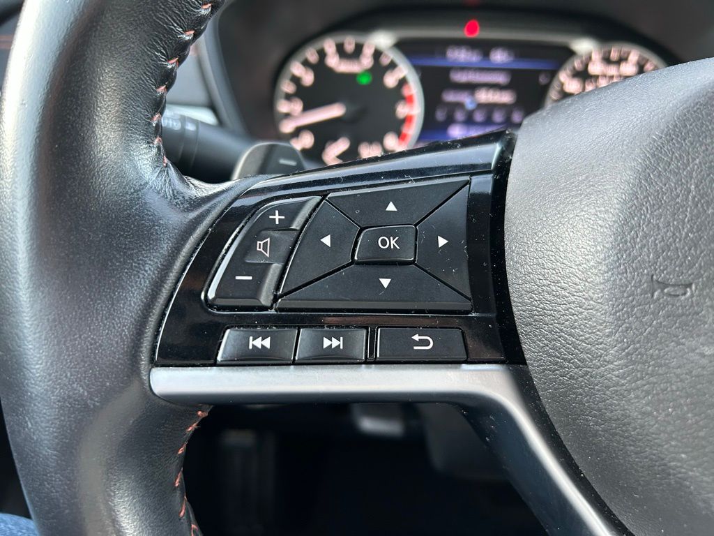 Thumbnail: 2020 Nissan Altima - 20