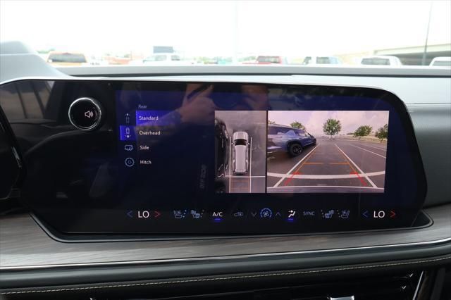 Thumbnail: 2025 Chevrolet Suburban - 27