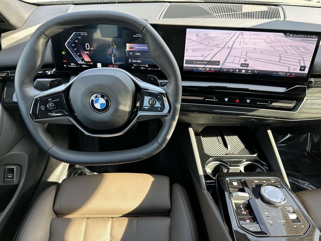 2024 BMW 5 Series 530i xDrive 7