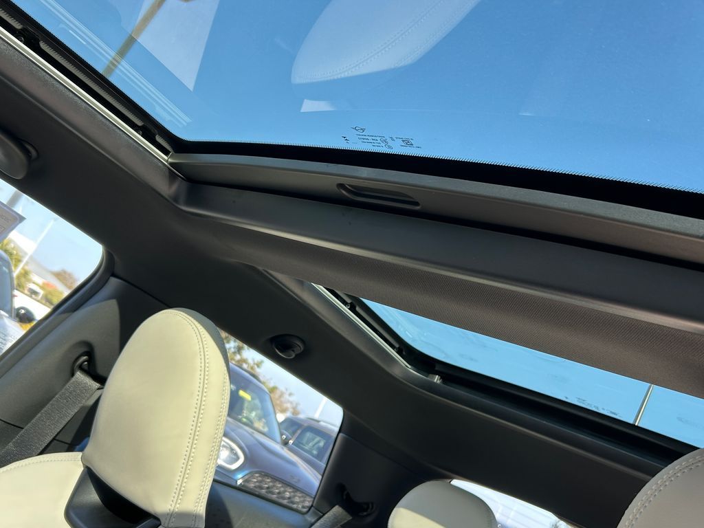 Thumbnail: 2026 MINI Cooper - 16