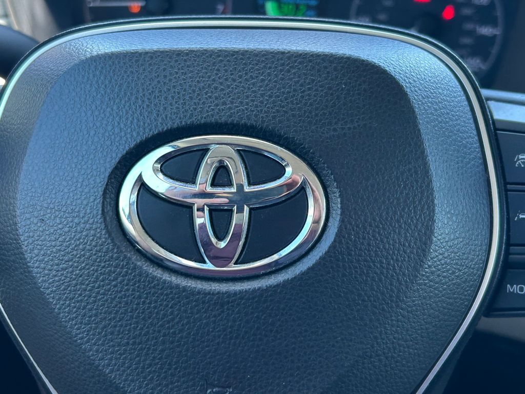 Used 2024 Toyota Corolla Cross SUV