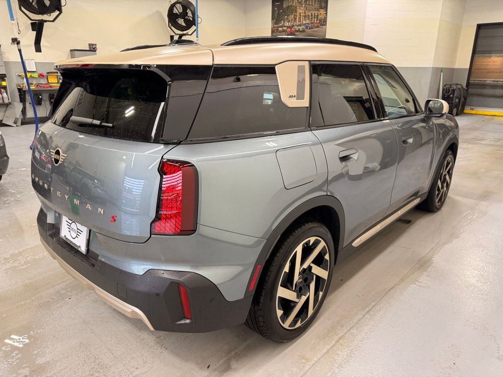 Thumbnail: 2025 MINI Cooper Countryman - 6