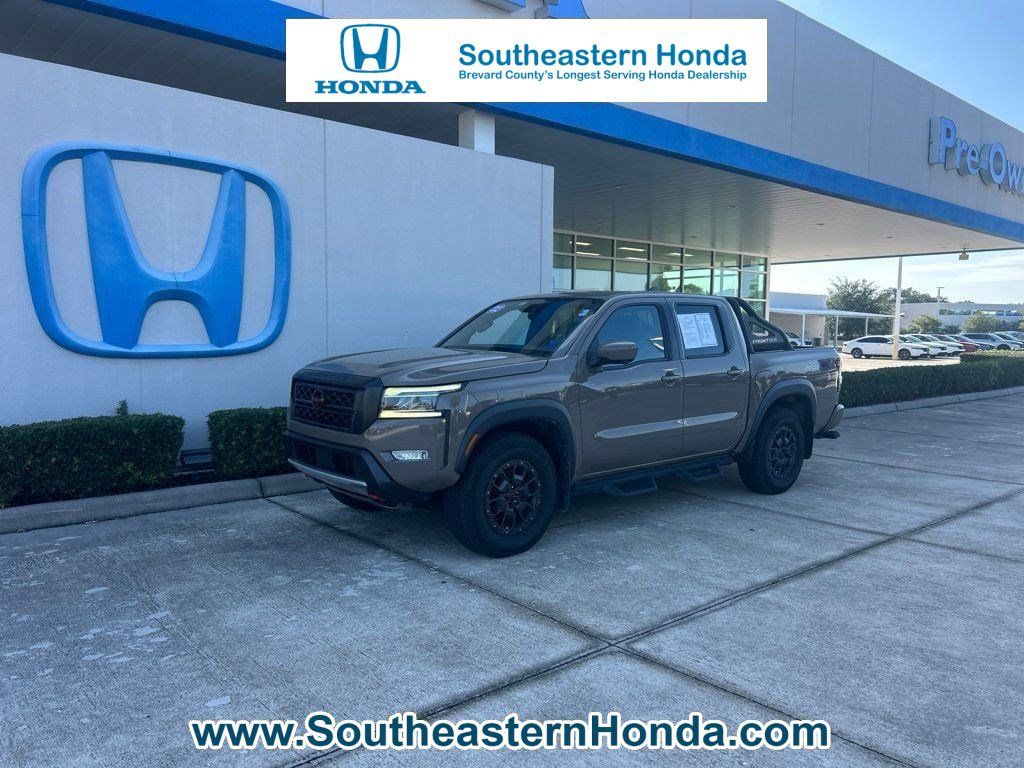  2022 Nissan Frontier PRO-4X Crew Cab 4WD   