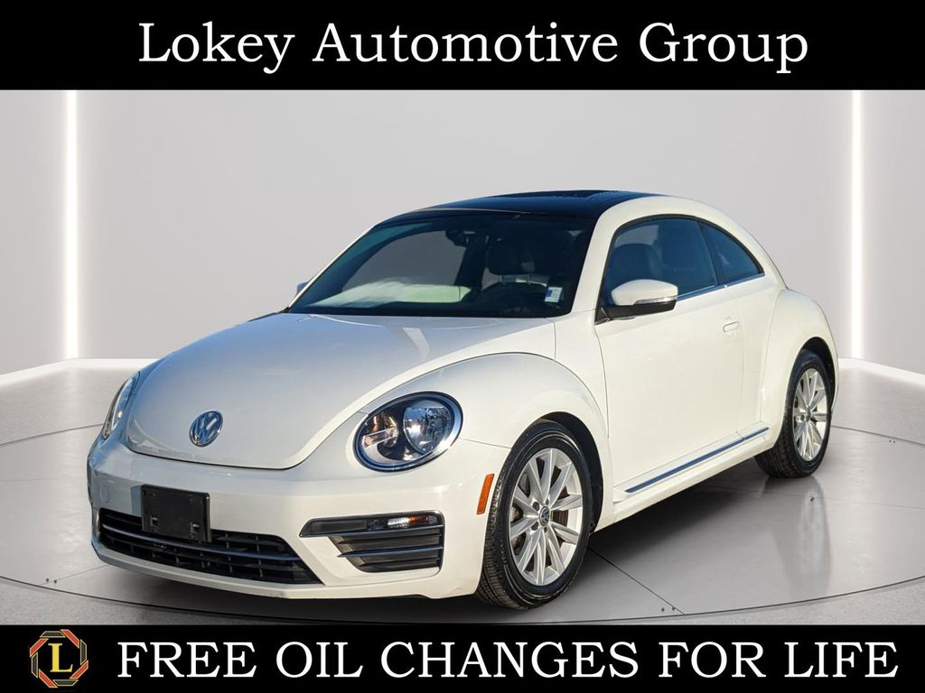 2019 Volkswagen Beetle 2.0T SE Hatchback FWD