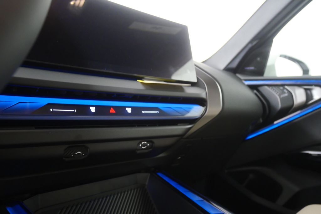 Thumbnail: 2026 BMW X3 - 19