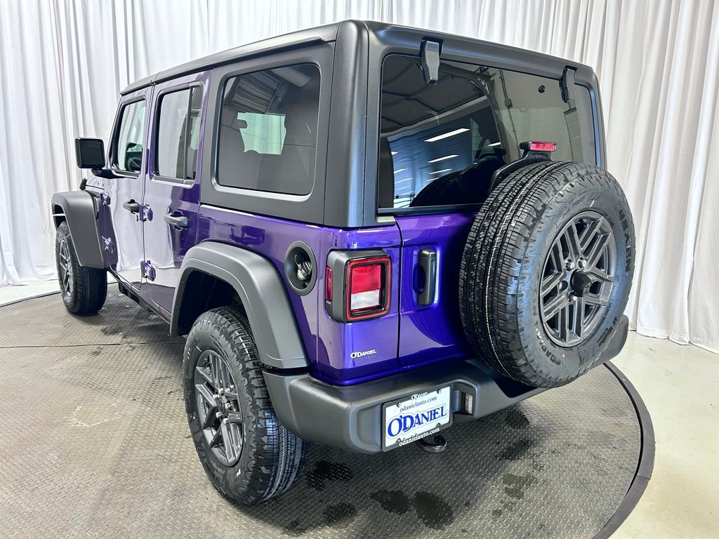 new 2026 Jeep Wrangler car, priced at $47,285