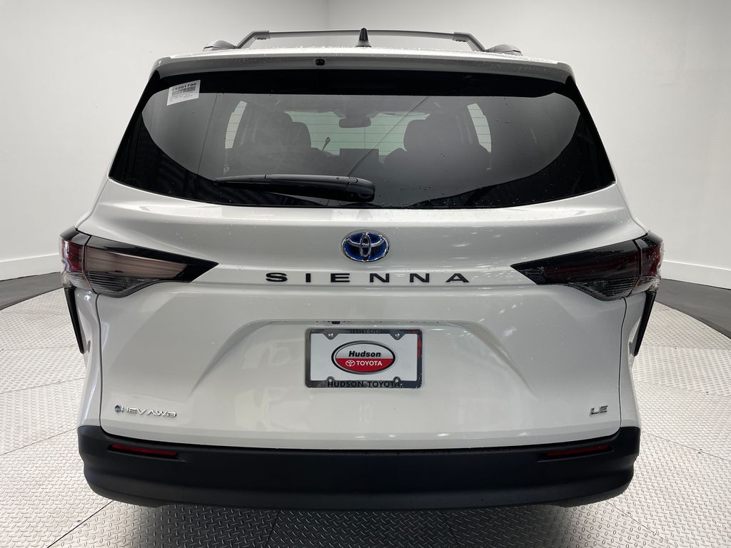 Thumbnail: 2025 Toyota Sienna - 6