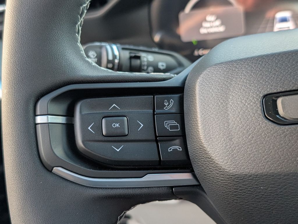 new 2026 Jeep Cherokee car, priced at $39,305