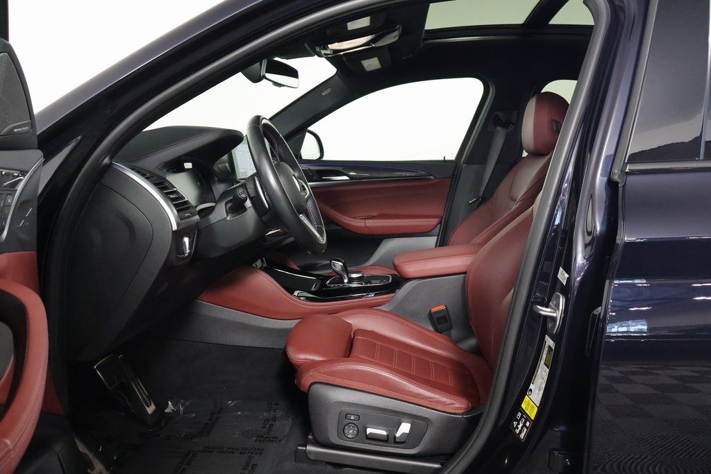 Thumbnail: 2022 BMW X4 - 10