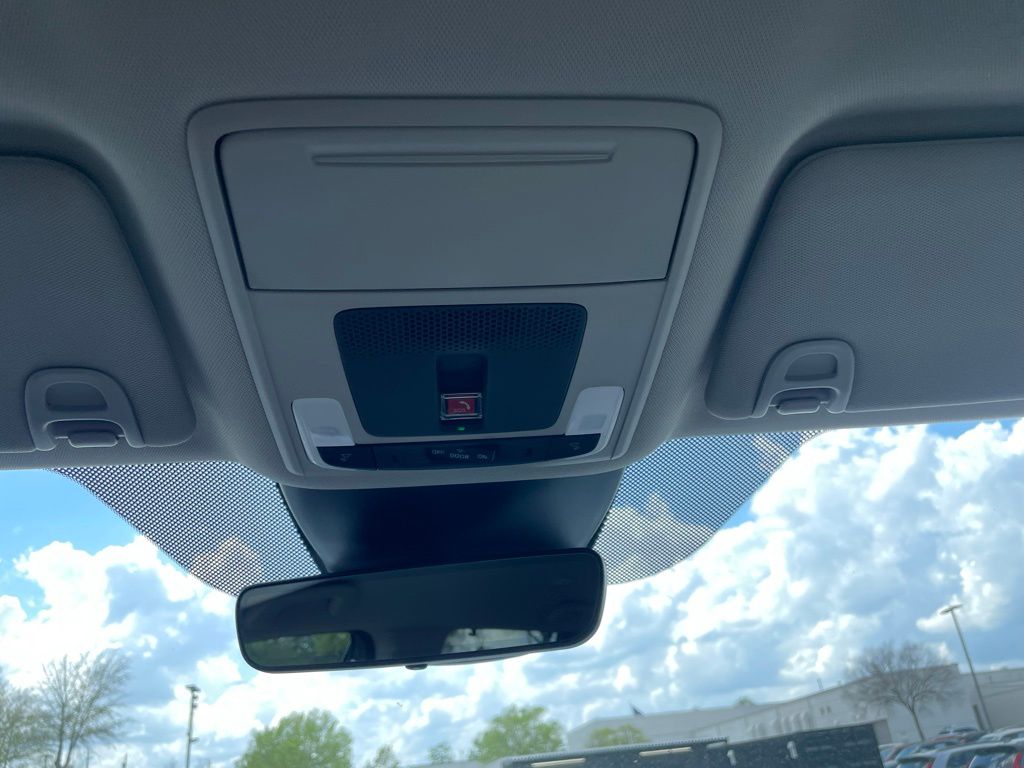 Thumbnail: 2026 Honda Pilot - 16